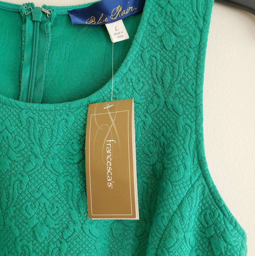 Emerald Dress - Picture 2 of 4